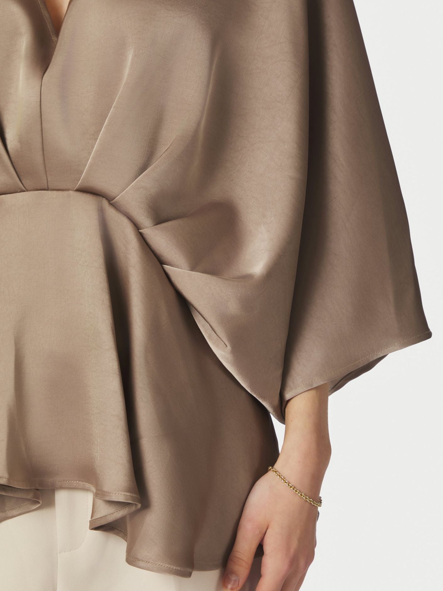 Rivina Heavy Sateen Blouse