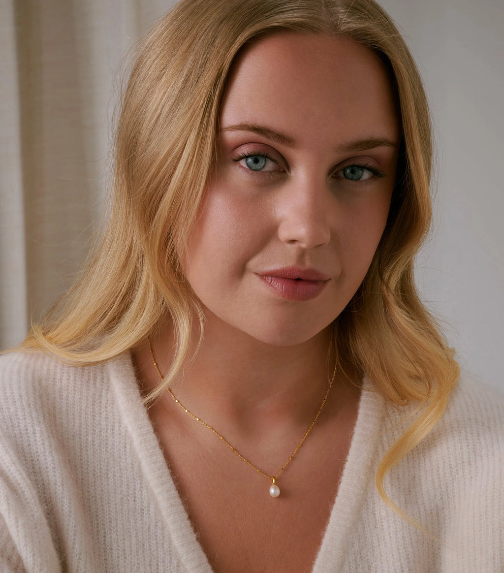 Treasure Single Pearl Necklace