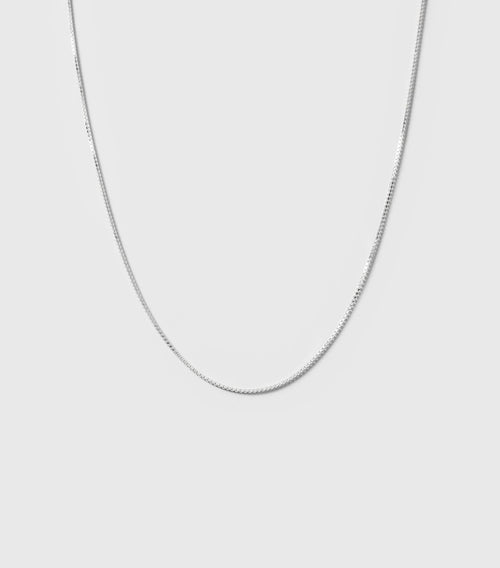 Beloved Short Box Chain
