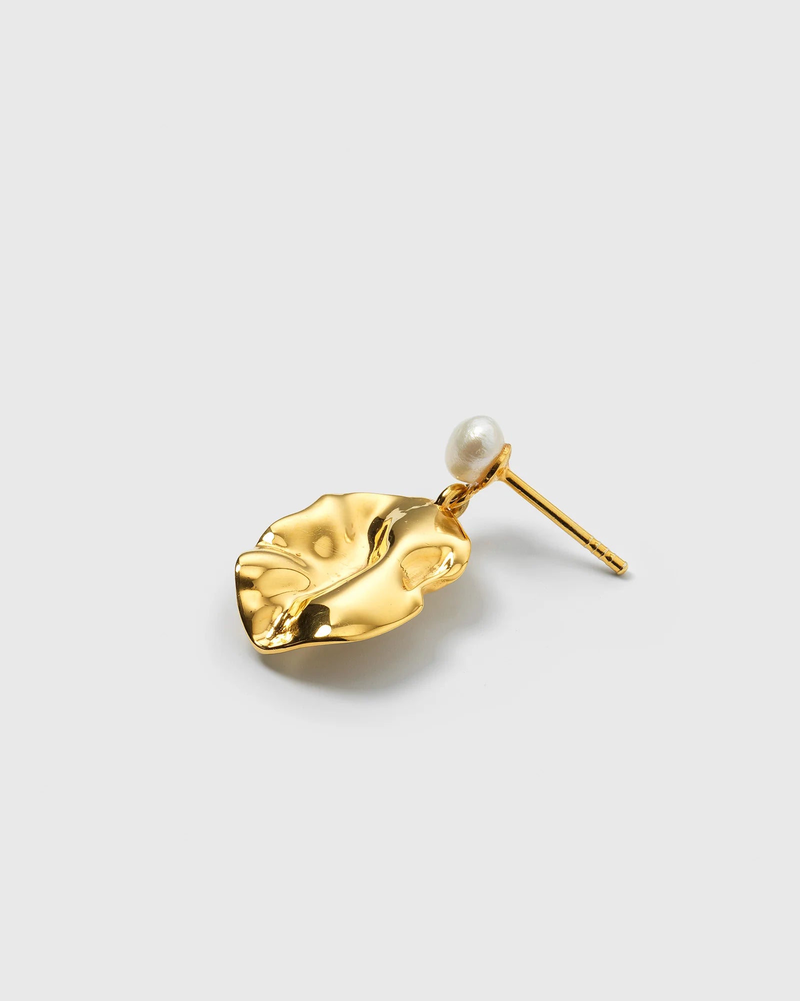 Moulded Short Single Earring