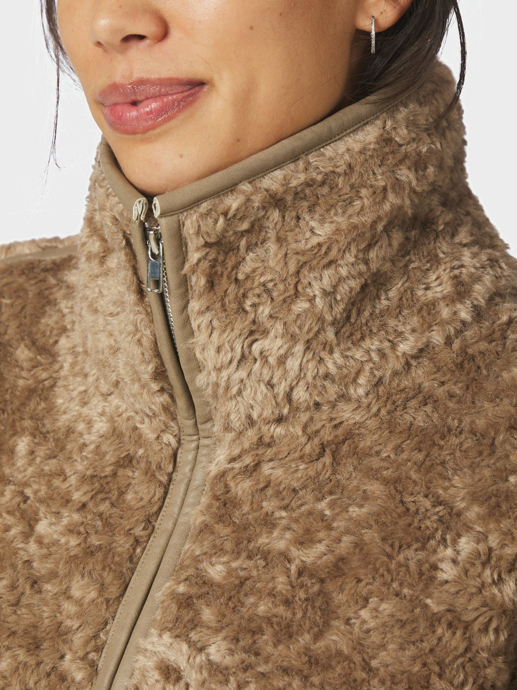 NIDA FAUX FUR JACKET